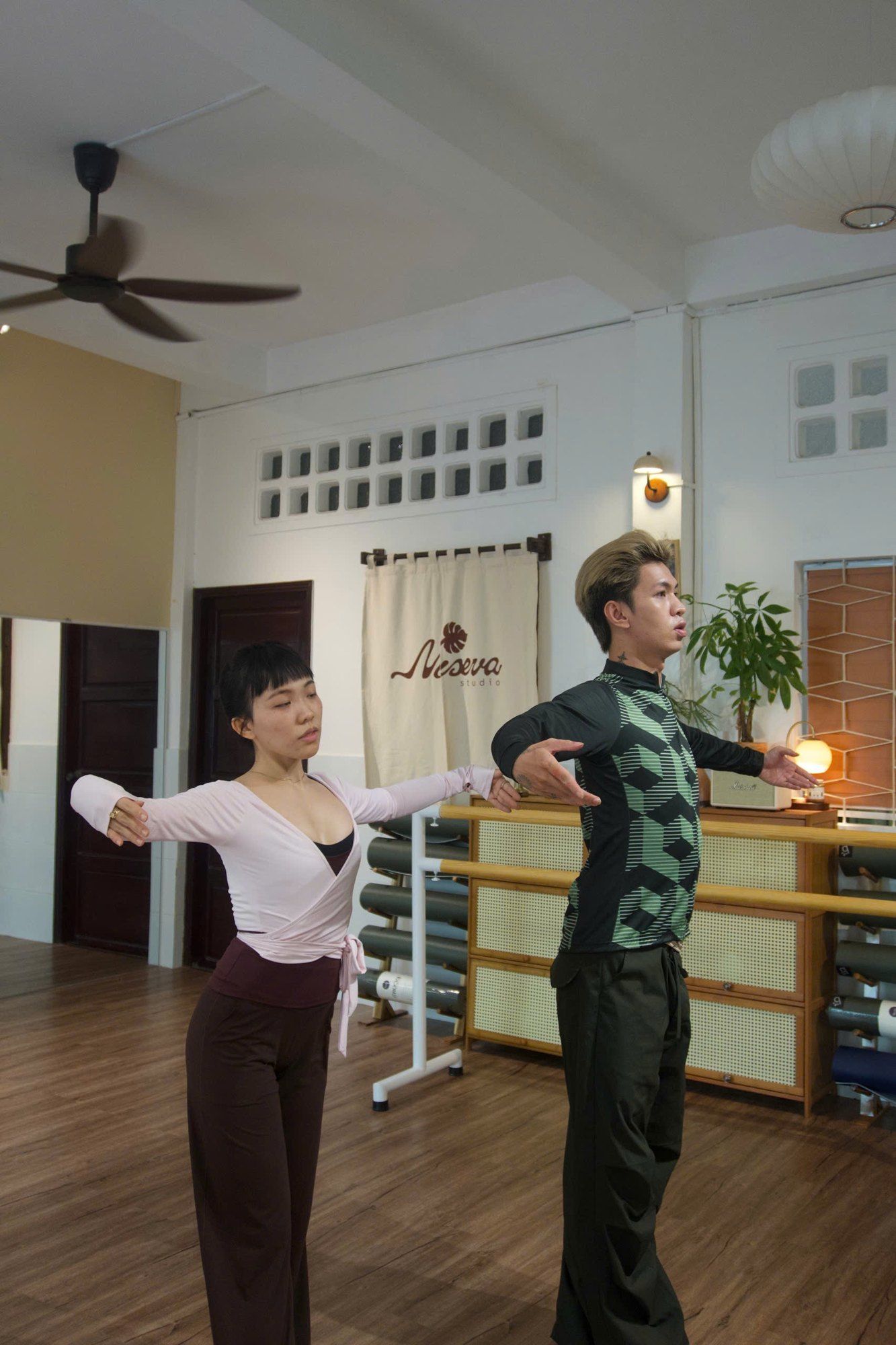 Lớp ballet ở Nuseva Phan Đăng Lưu