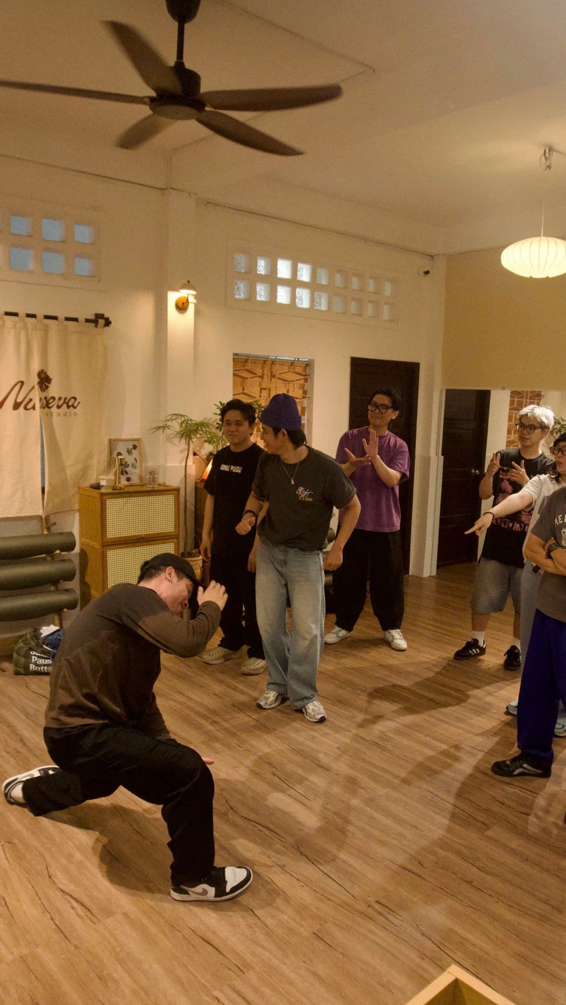 Lớp nhảy hiphop